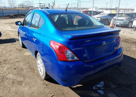 2016 Nissan Versa 1.6 S+ z USA, uszkodzony, nr VIN 3N1CN7AP0GL907009